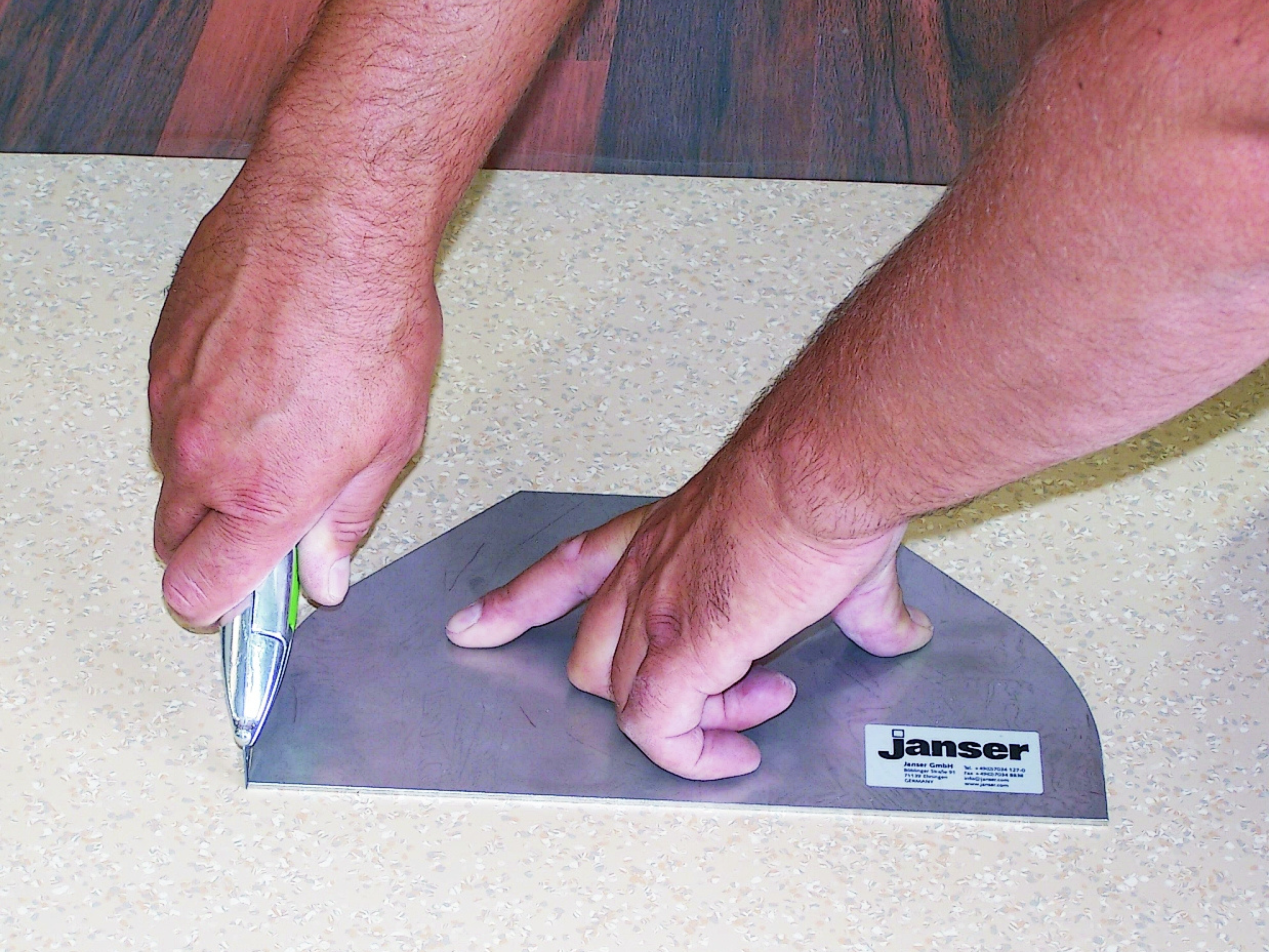 Schablone für Wandprofil